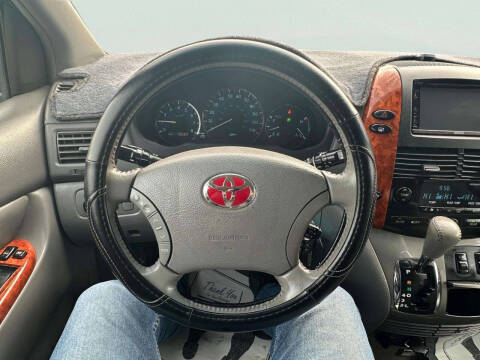 2010 Toyota Sienna XLE