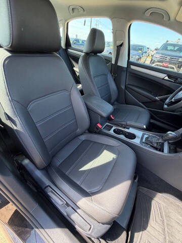 2022 Volkswagen Passat SE