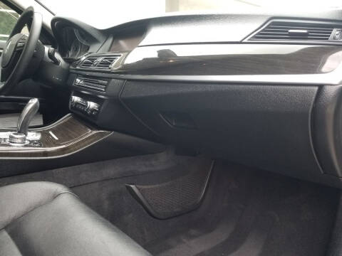 2012 BMW 5 Series 535i