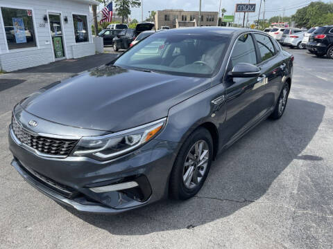 2020 Kia Optima for sale at Beach Cars in Shalimar FL