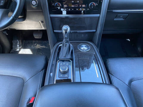 2023 Infiniti QX80 Luxe