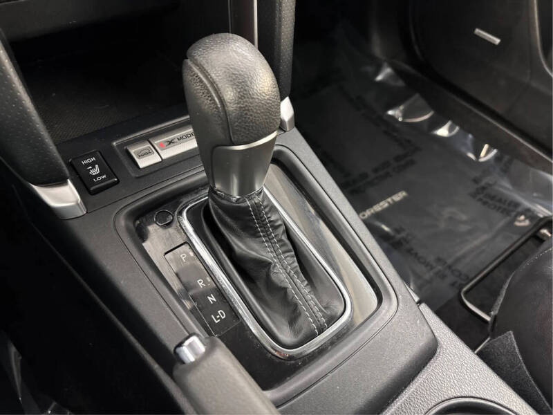 2017 Subaru Forester 2.5i Touring