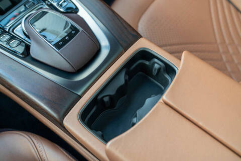 2021 Aston Martin DBX