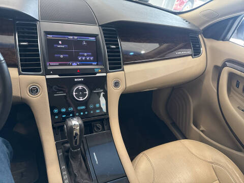 2013 Ford Taurus Limited