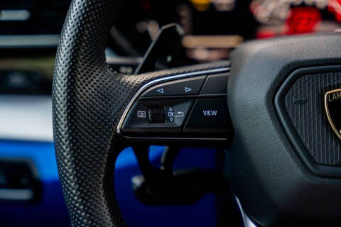 2020 Lamborghini Urus