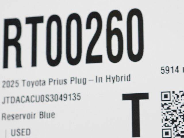 2025 Toyota Prius Plug-in Hybrid XSE