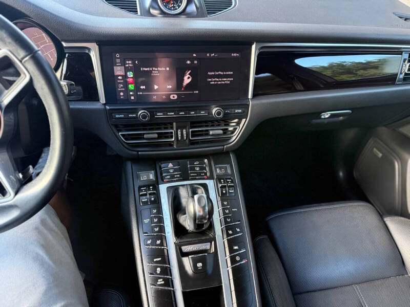 2020 Porsche Macan