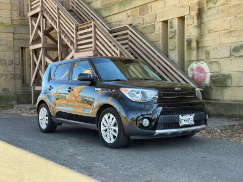 2018 Kia Soul +