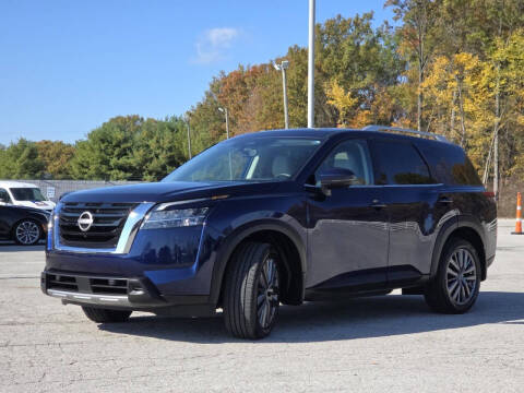 2024 Nissan Pathfinder SL