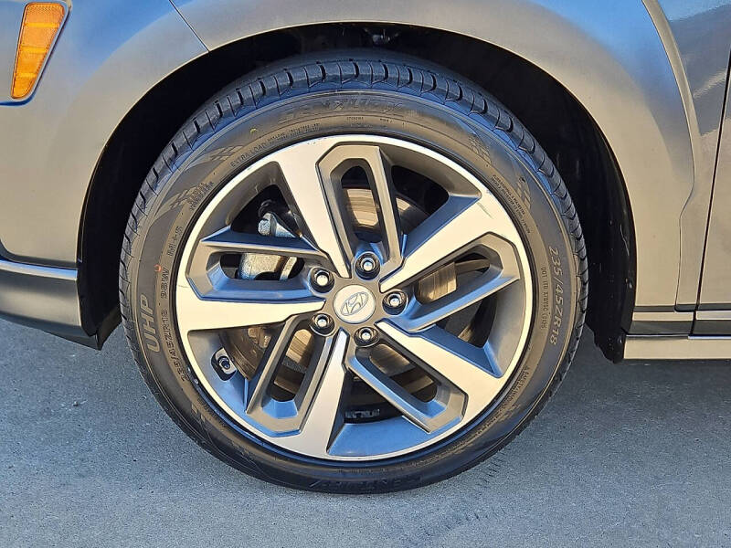 2020 Hyundai Kona Limited