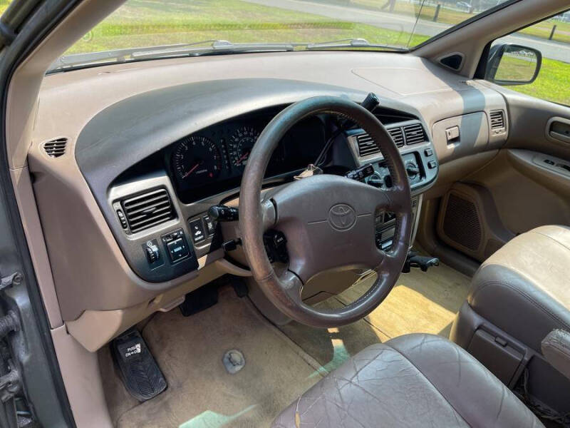 1999 Toyota Sienna