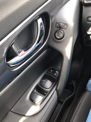 2019 Nissan Rogue SV