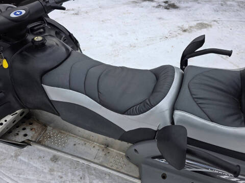 2005 Polaris Edge Touring 800