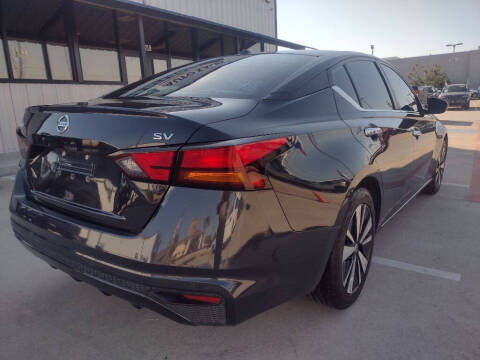 2021 Nissan Altima 2.5 SV