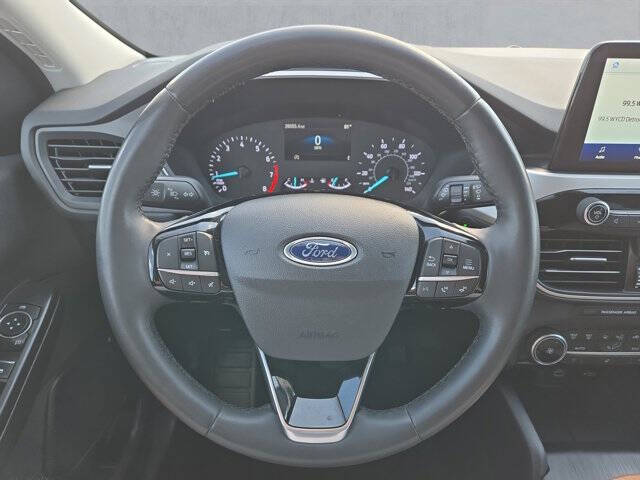 2022 Ford Escape SE