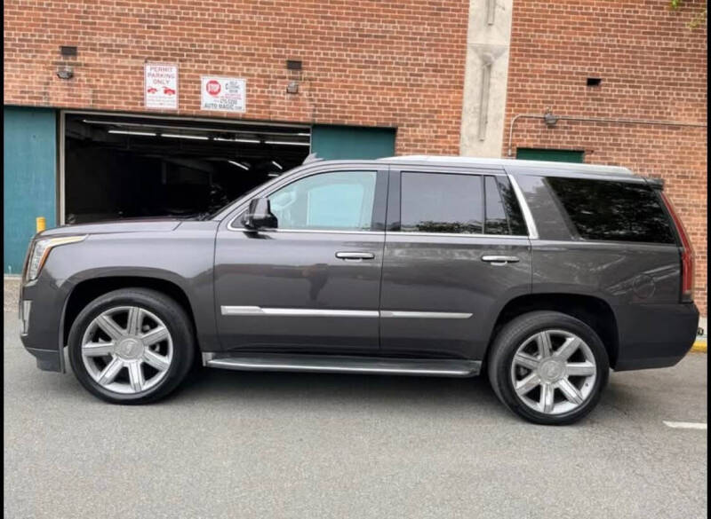 2015 Cadillac Escalade Luxury