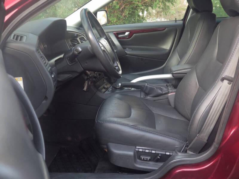2004 Volvo XC70