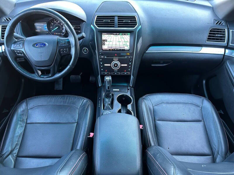 2016 Ford Explorer Sport