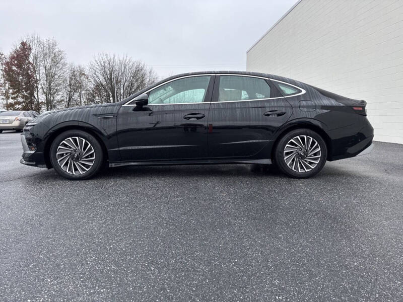 2025 Hyundai Sonata Hybrid Limited