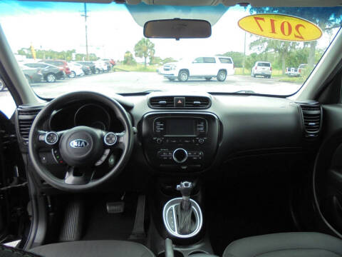 2017 Kia Soul +