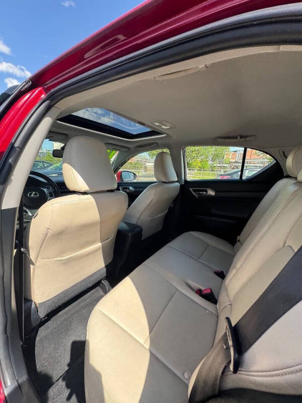 2011 Lexus CT 200h Premium