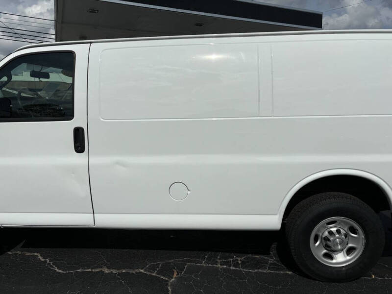 2018 Chevrolet Express 2500