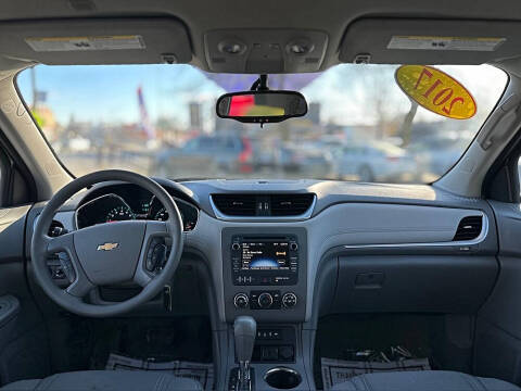 2017 Chevrolet Traverse LS
