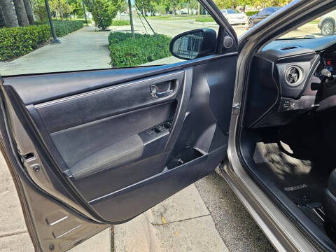 2017 Toyota Corolla SE