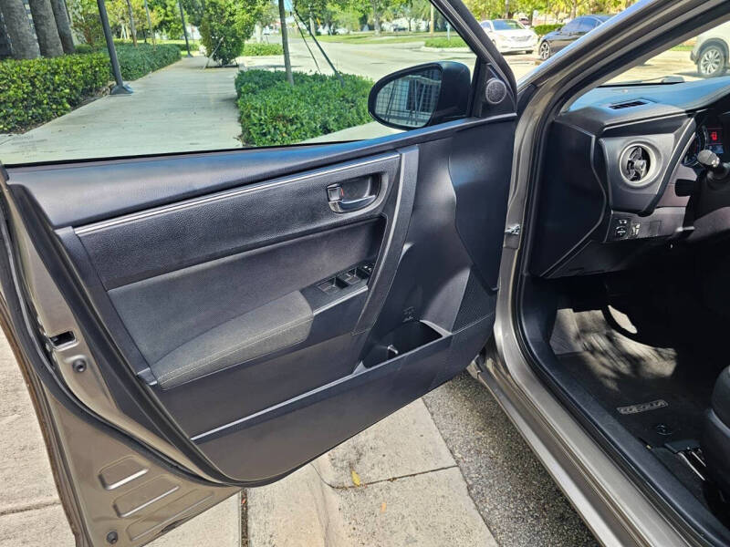 2017 Toyota Corolla SE