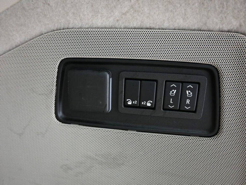 2023 Cadillac Escalade ESV Sport Platinum