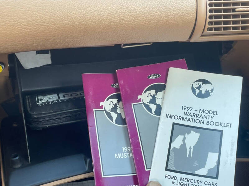 1997 Ford Mustang GT