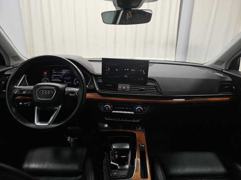 2023 Audi Q5 quattro Prestige 40 TFSI