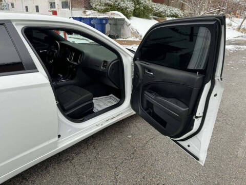 2013 Dodge Charger SXT