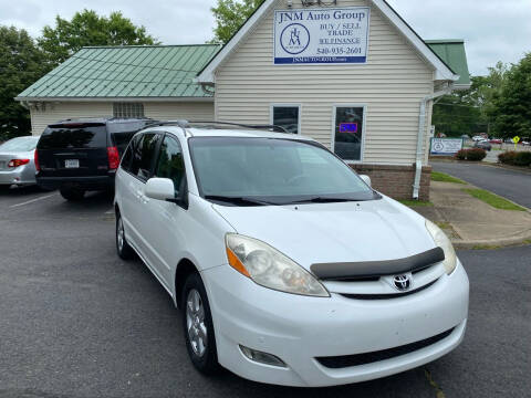 2009 Toyota Sienna for sale at JNM Auto Group in Warrenton VA