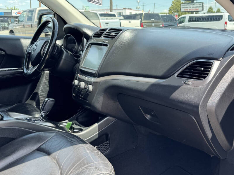 2019 Dodge Journey Crossroad