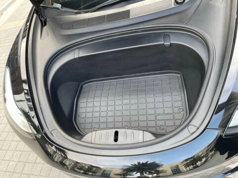 2020 Tesla Model 3 Standard Range Plus