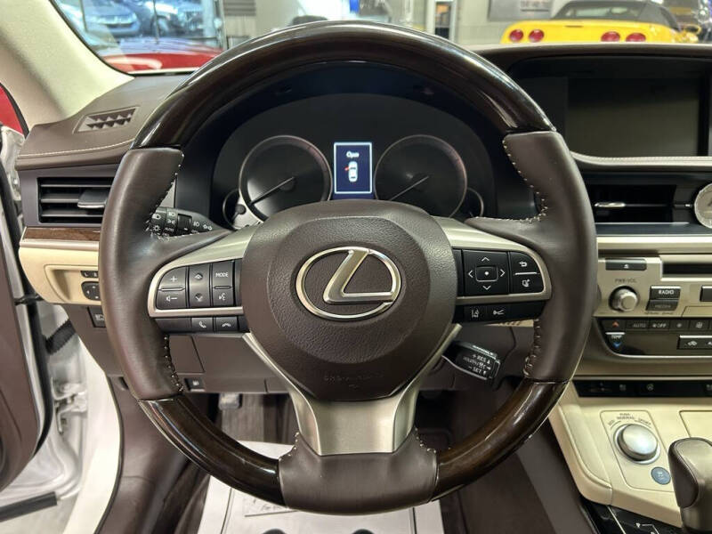2017 Lexus ES 350