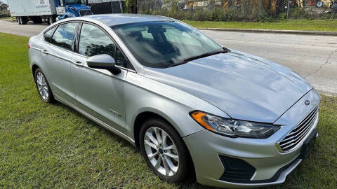 2018 Ford Fusion Hybrid SE