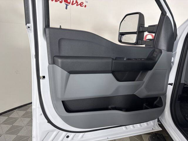 2026 Ford F-350 Super Duty XL