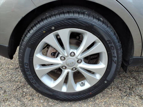 2015 Kia Soul +