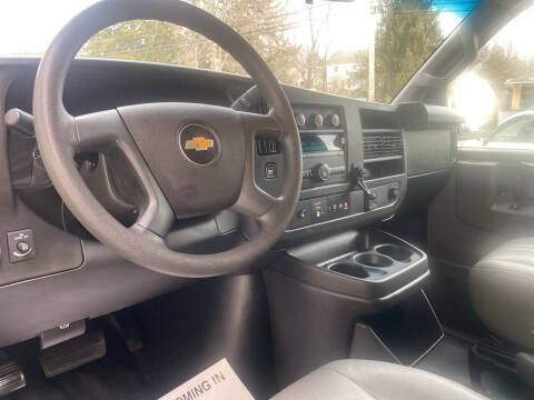 2019 Chevrolet Express 2500