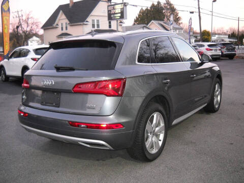 2018 Audi Q5 2.0T quattro Premium Plus