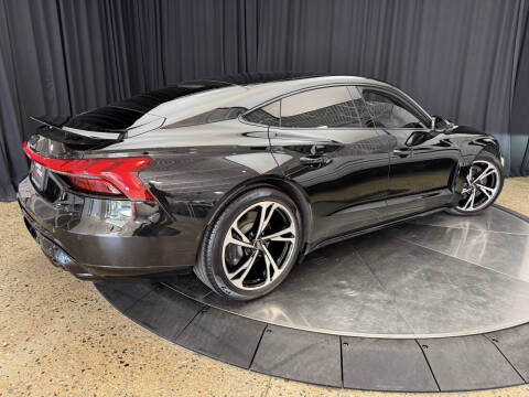 2023 Audi e-tron GT quattro Premium Plus