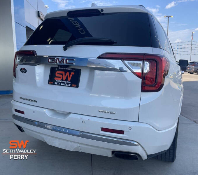 2021 GMC Acadia Denali