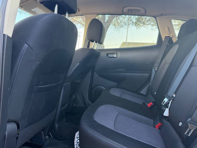 2012 Nissan Rogue SV