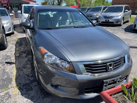 2008 Honda Accord for sale at Best Deal Motors in Saint Charles MO