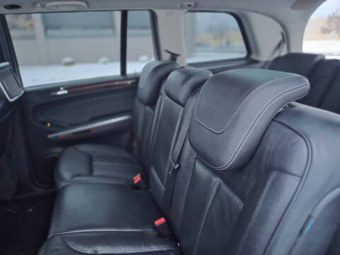 2011 Mercedes-Benz GL-Class GL 550 4MATIC