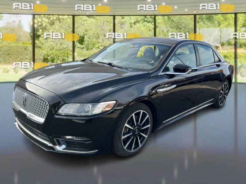 2017 Lincoln Continental Reserve's photo