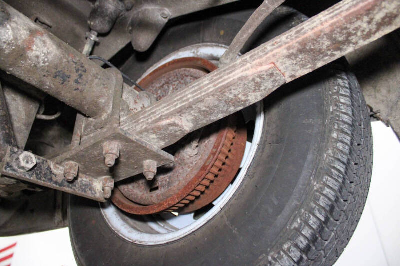 1953 Kaiser Manhattan