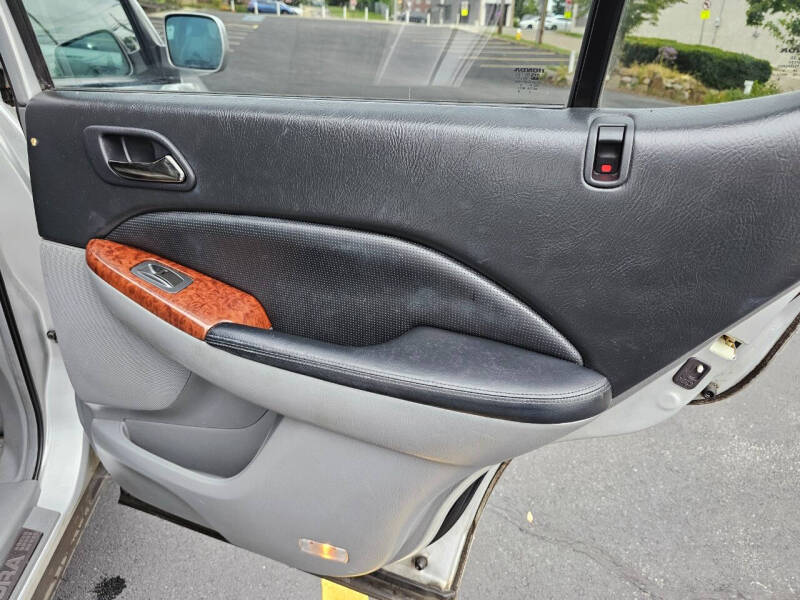 2005 Acura MDX Base photo 31